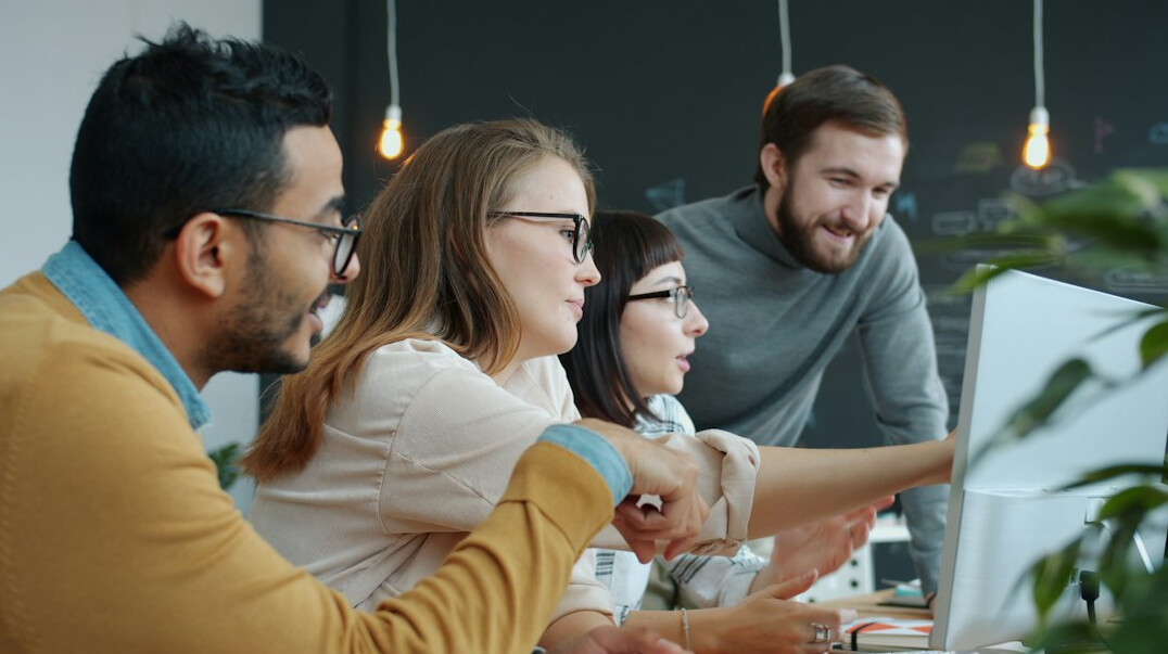 custom software development team